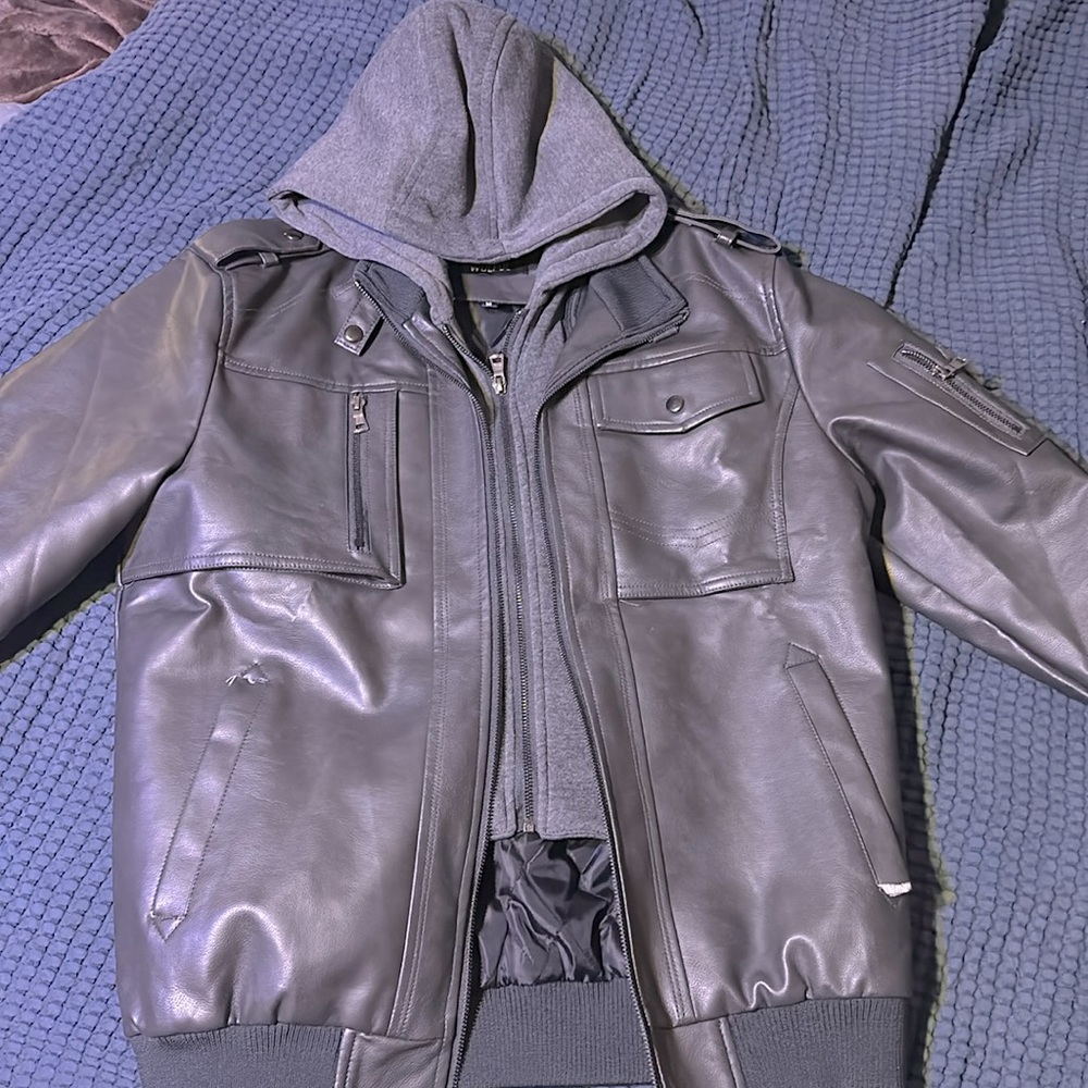 Men’s leather jacket with hoodie liner